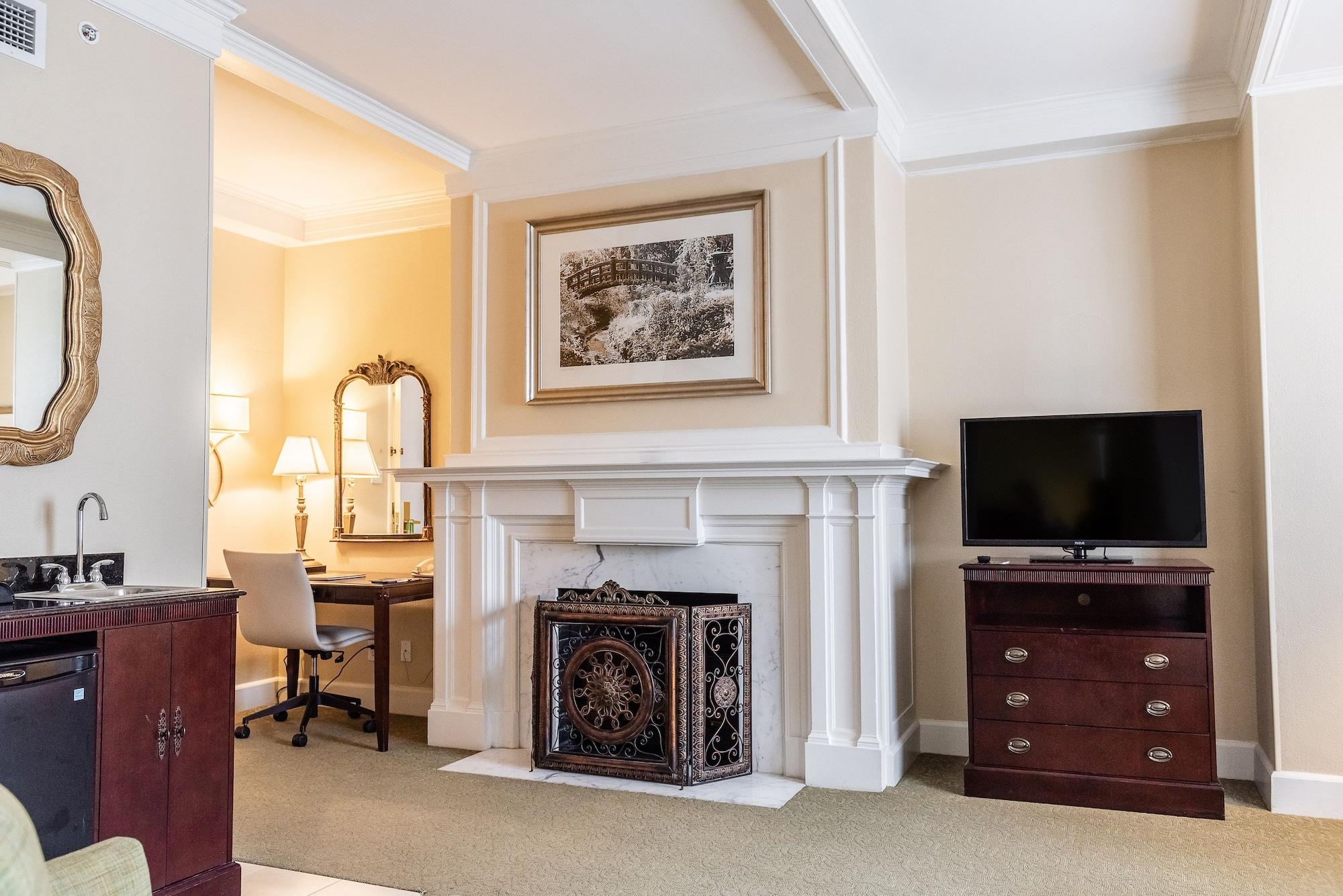 Hampton Inn & Suites Birmingham-Downtown-Tutwiler Extérieur photo